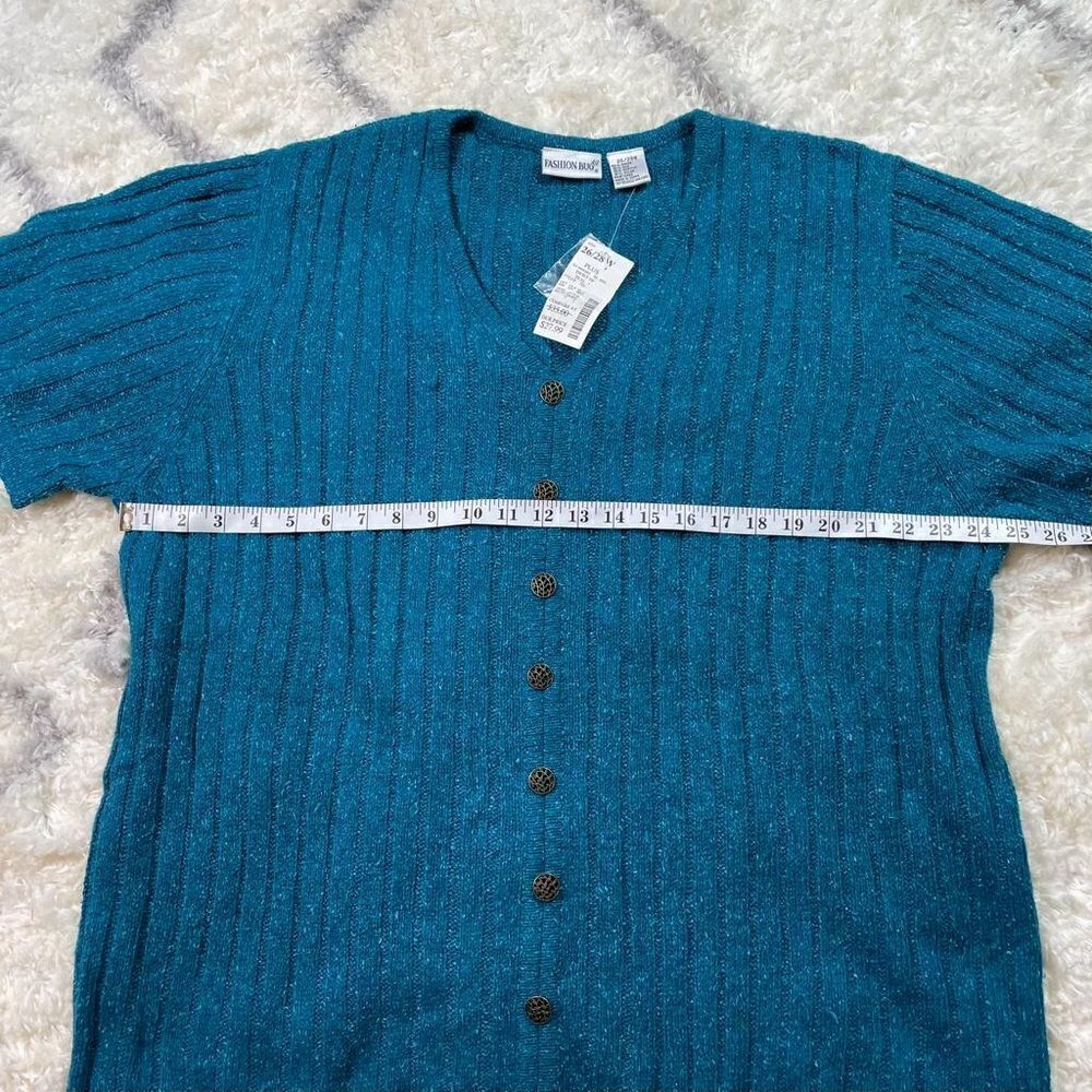 Fashion bug button up  - Picture 5 of 5